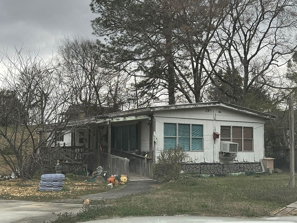 2nd image of 37 Leonard Bridge Rd