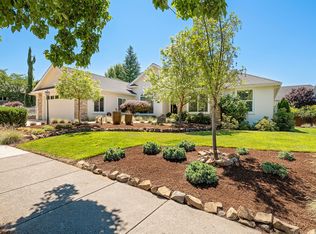 1134 Arrowhead Trl, Eagle Pt, OR 97524