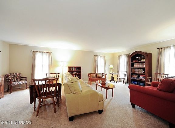 3rd image of 509 W Kingsley Dr