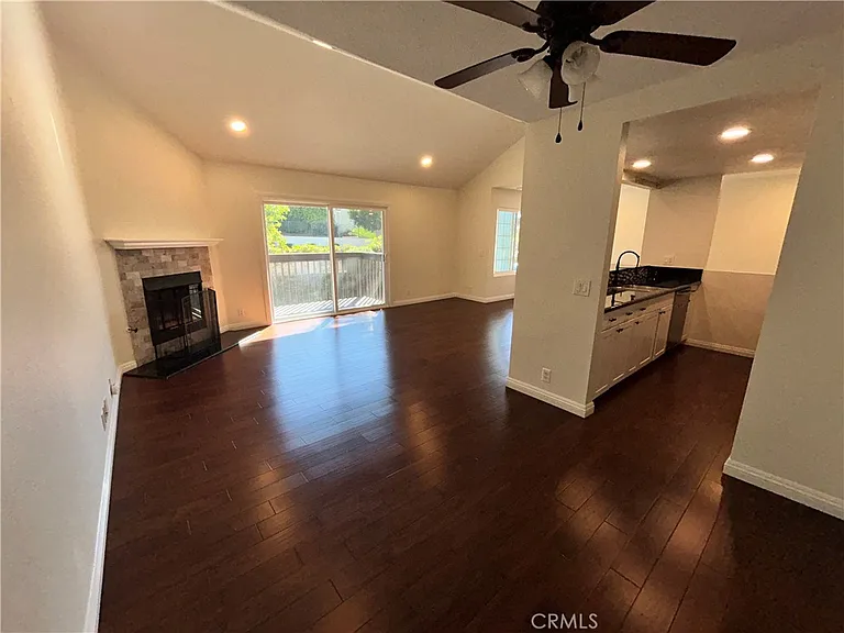 359 Windy Ln — Photo 5