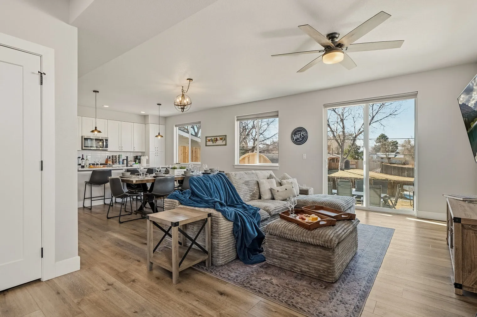 3 bed, 2.0 bath, $6,953 — Photo 1