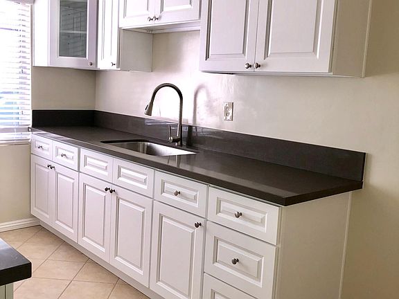 2nd image of 1425 S Marguerita Ave APT E
