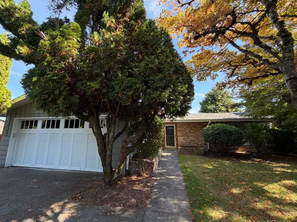 4130 92nd Ave SE, Mercer Island, WA 98040