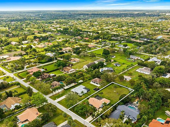 5th image of 1331 NW 116th Avenue