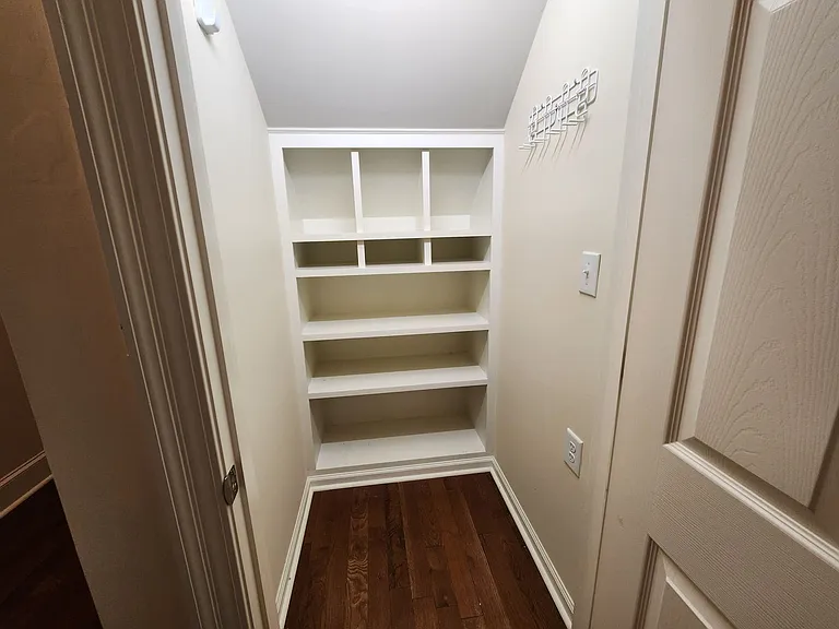 270 S Shore Dr — Photo 24