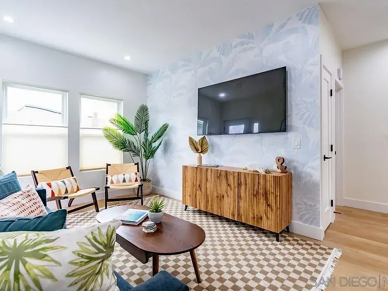 725 Pennsylvania Ave #727-1 — Photo 4