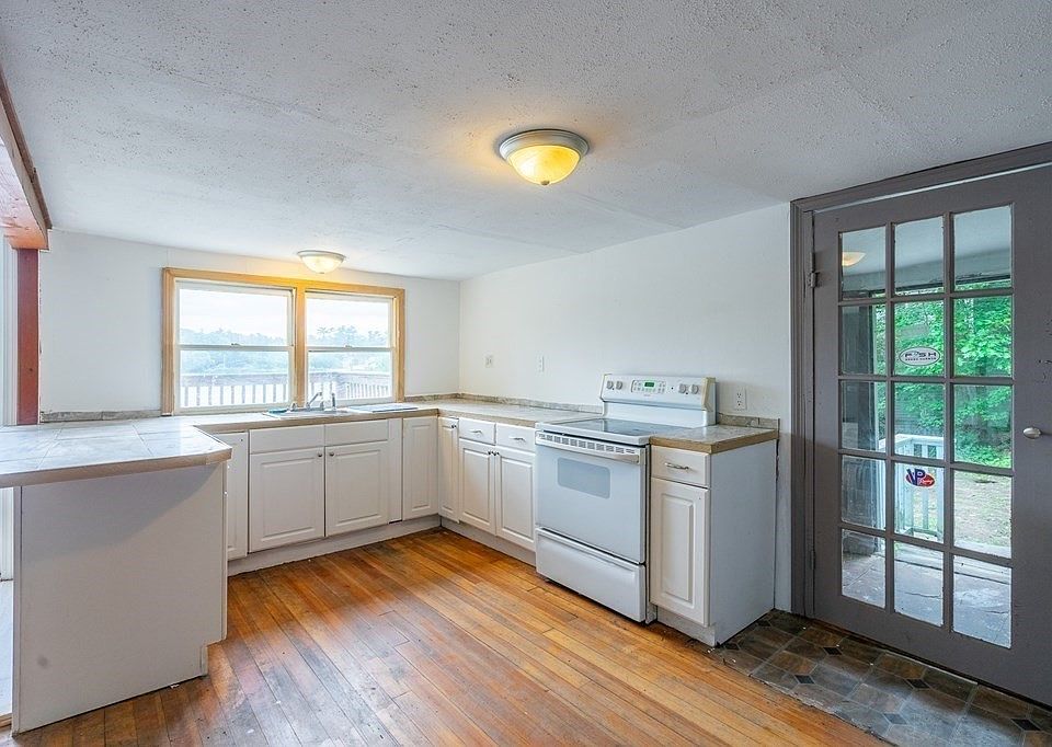 15 Hillcrest Rd, Wrentham, MA 02093 MLS 73123698 Zillow