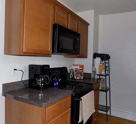 4th image of 10309 Elokomin Ave