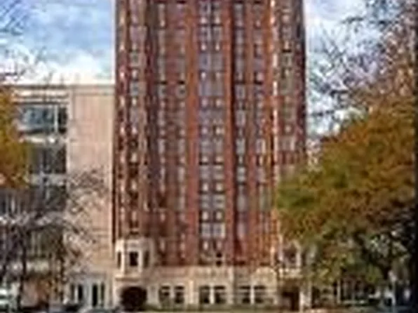 5346 S Cornell Ave APT 1203, Chicago, IL 60615