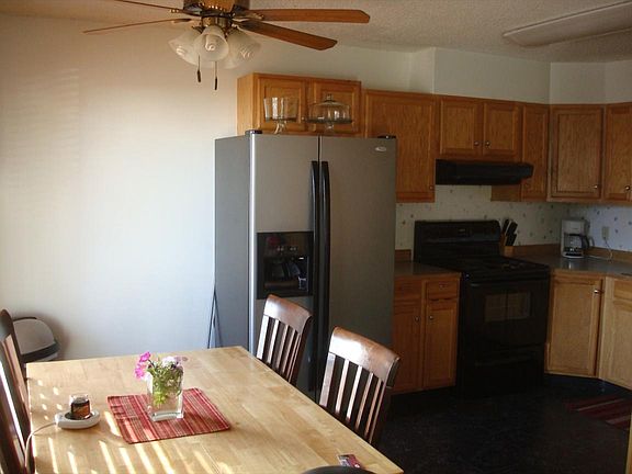 3rd image of 1070 Turner St APT 101