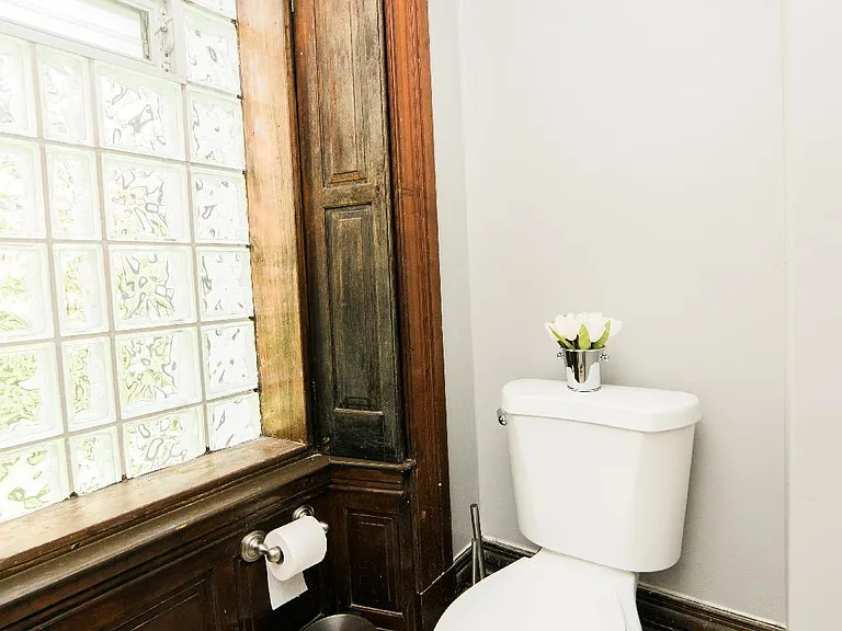 1814 Harpster St #1 — Photo 11