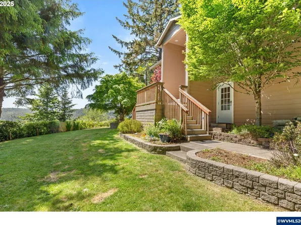 579 S Schooner Creek Rd, Lincoln City, OR 97367