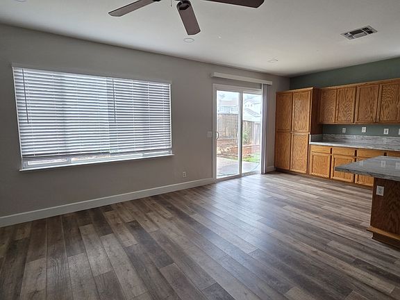 4th image of 1009 Sutter Creek Way