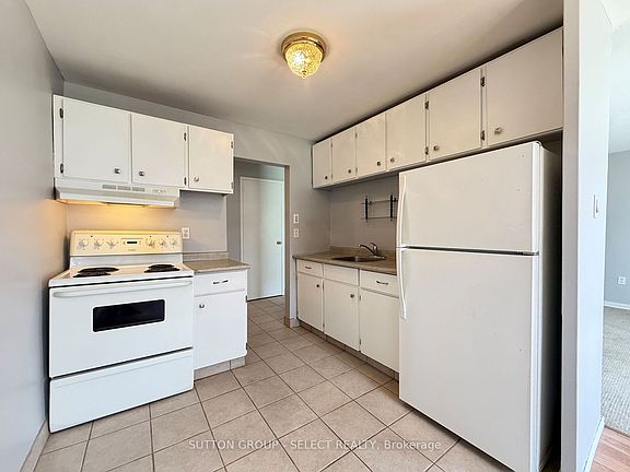 4th image of 75 Baldoon Rd #1