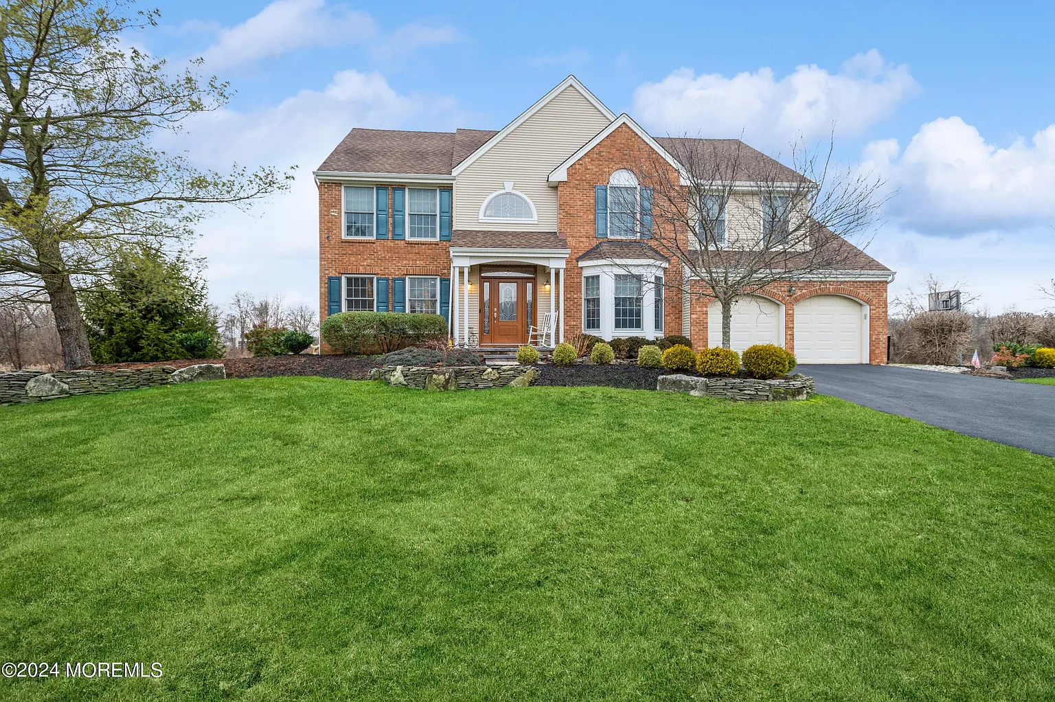 6 Hampton Hollow Drive photo 1