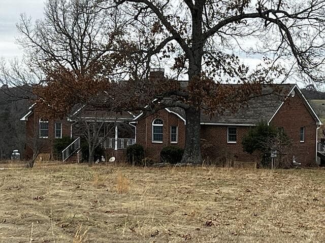 1st image of 2734 Wolf Springs Rd