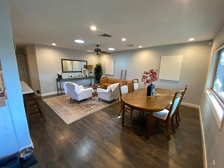 605 E La Jolla Dr — Photo 13
