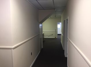 33 W Queens Way, Hampton, VA 23669