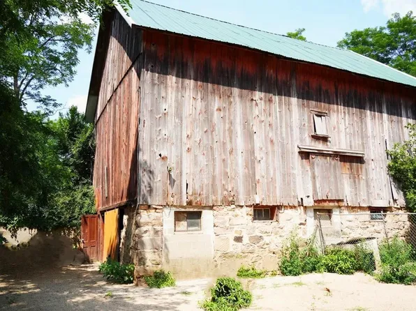 196 Edgewood Drive, Oxford, WI 53952