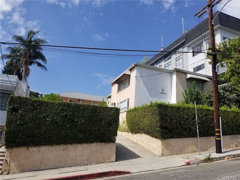 1st image of 1125 N Clark St #D