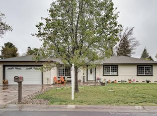 5012 Kenneth Ave, Carmichael, CA 95608