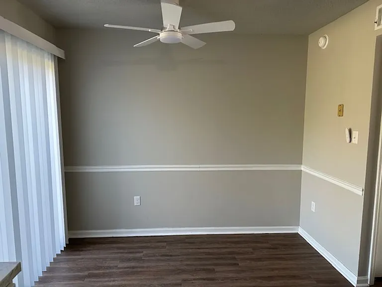 1100 Pineland Ave #5D — Photo 6