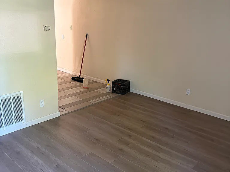1111 S Sycamore St #107 — Photo 5