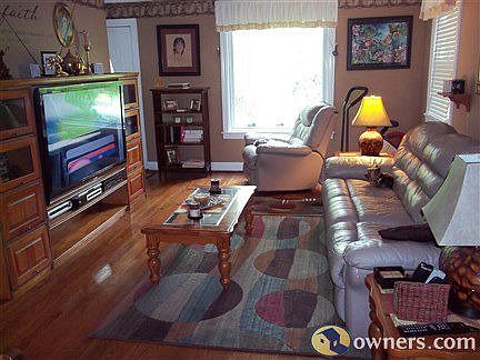 12 X 24 LIVING/DINING ROOM