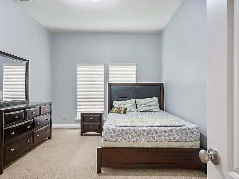 27815 Colonial Point Dr — Photo 25