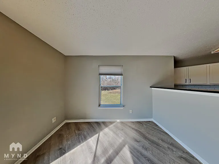 1945 Branchside Ct — Photo 7
