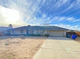 11990 Puye Rd, Apple Valley, CA 92308