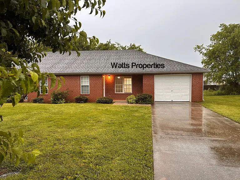 82 Briar Cir #82 — Photo 1