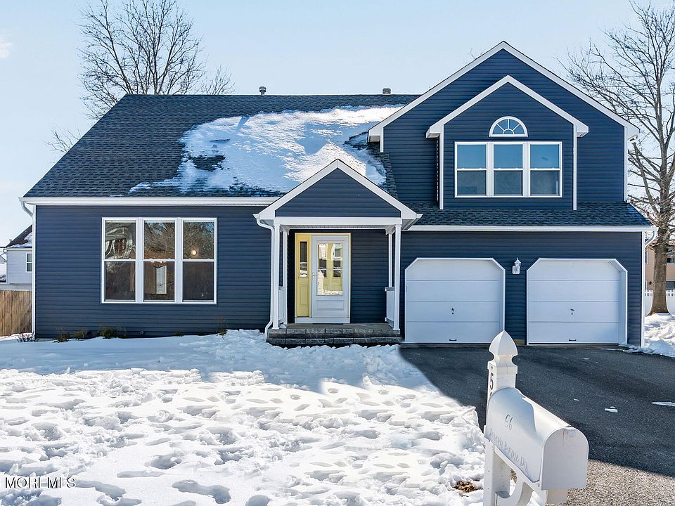 1st image of 56 Joseph Byrne Drive