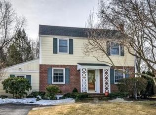 15 Robinhood Rd, Natick, MA 01760