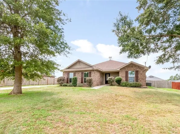 8590 Oak Hill Dr, Semmes, AL 36575