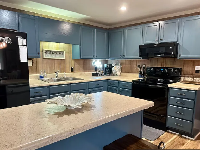 220 Charter Hills Rd #B4 — Photo 3
