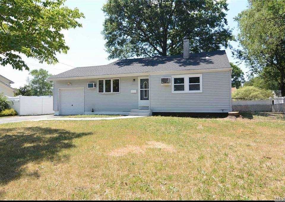 2nd image of 3106 Falcon Ave