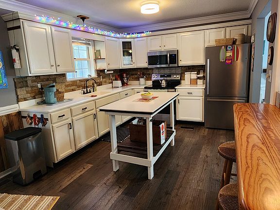 4th image of 782 Straits Road