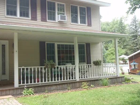 14 Circle Dr, Potsdam, NY 13676