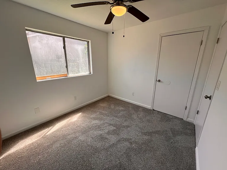 434 El Portal Ct — Photo 12