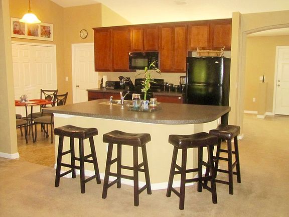 4th image of 800 Cypress Oak Cir