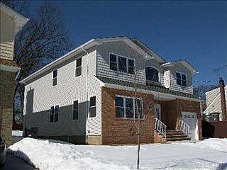 1st image of 160 Doris Ave