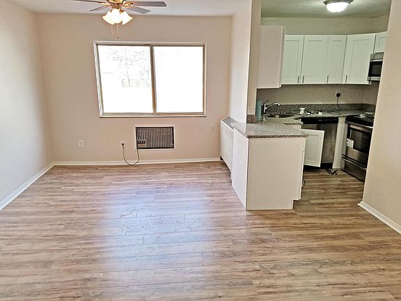 2nd image of 15010 Madison Ave APT 203
