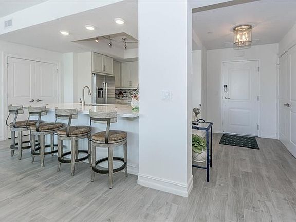 5th image of 333 Bay Colony Dr N #333