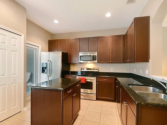 5th image of 2040 Sweet Birch Ln