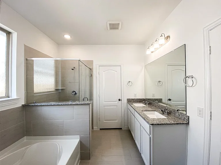 31302 Whitfield Ct — Photo 15