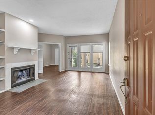 5550 Spring Valley Rd APT D11, Dallas, TX 75254