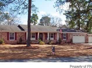 5250 Beaver Creek Dr, Fayetteville, NC 28303