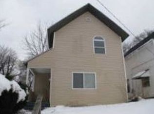 101 Sweet St NE, Grand Rapids, MI 49505