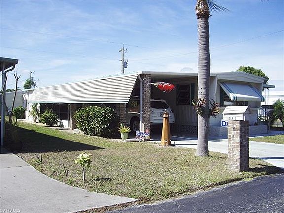 2nd image of 2765 Indianwood Dr